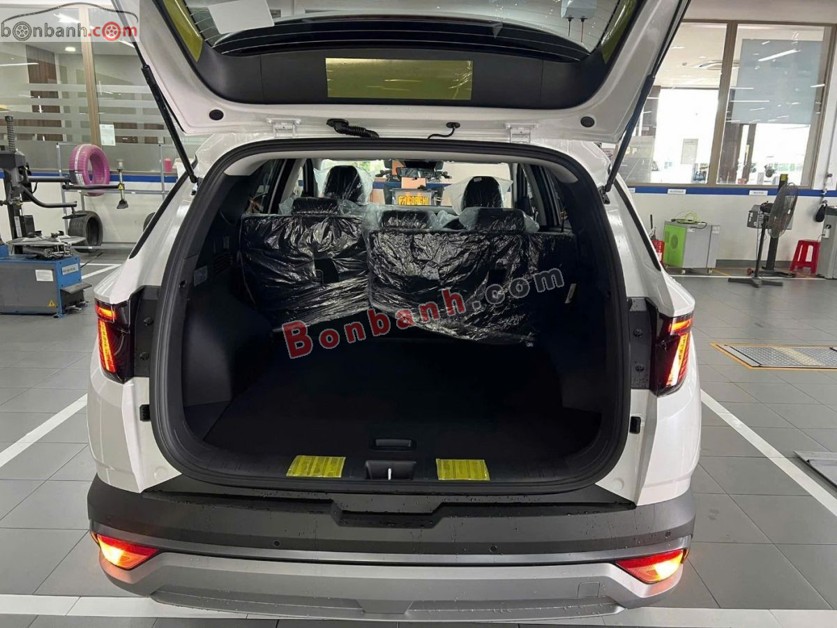 Bán ô tô Hyundai Tucson 2.0 AT Tiêu chuẩn - 2026 - xe mới