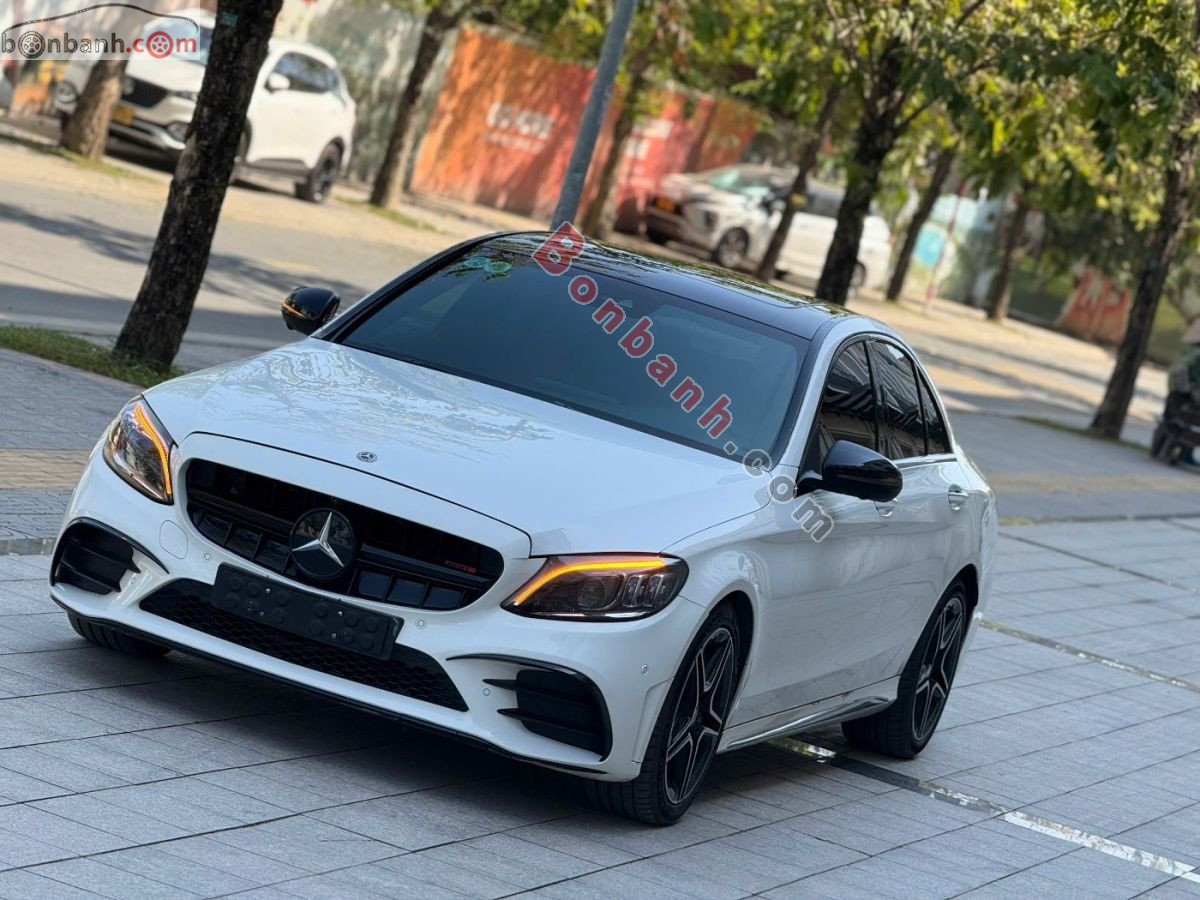Bán ô tô Mercedes Benz C class C300 AMG - 2018 - xe cũ