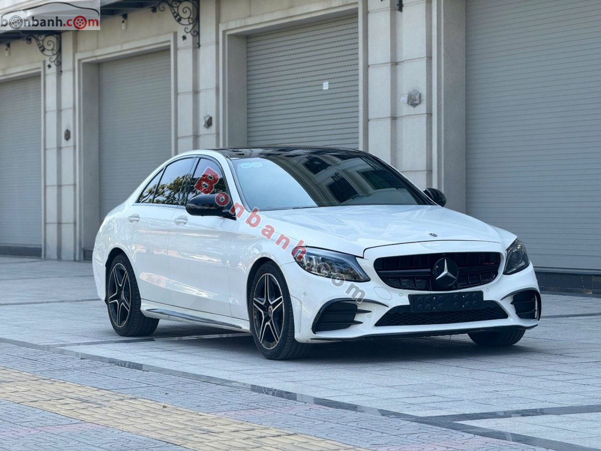 Bán ô tô Mercedes Benz C class C300 AMG - 2018 - xe cũ