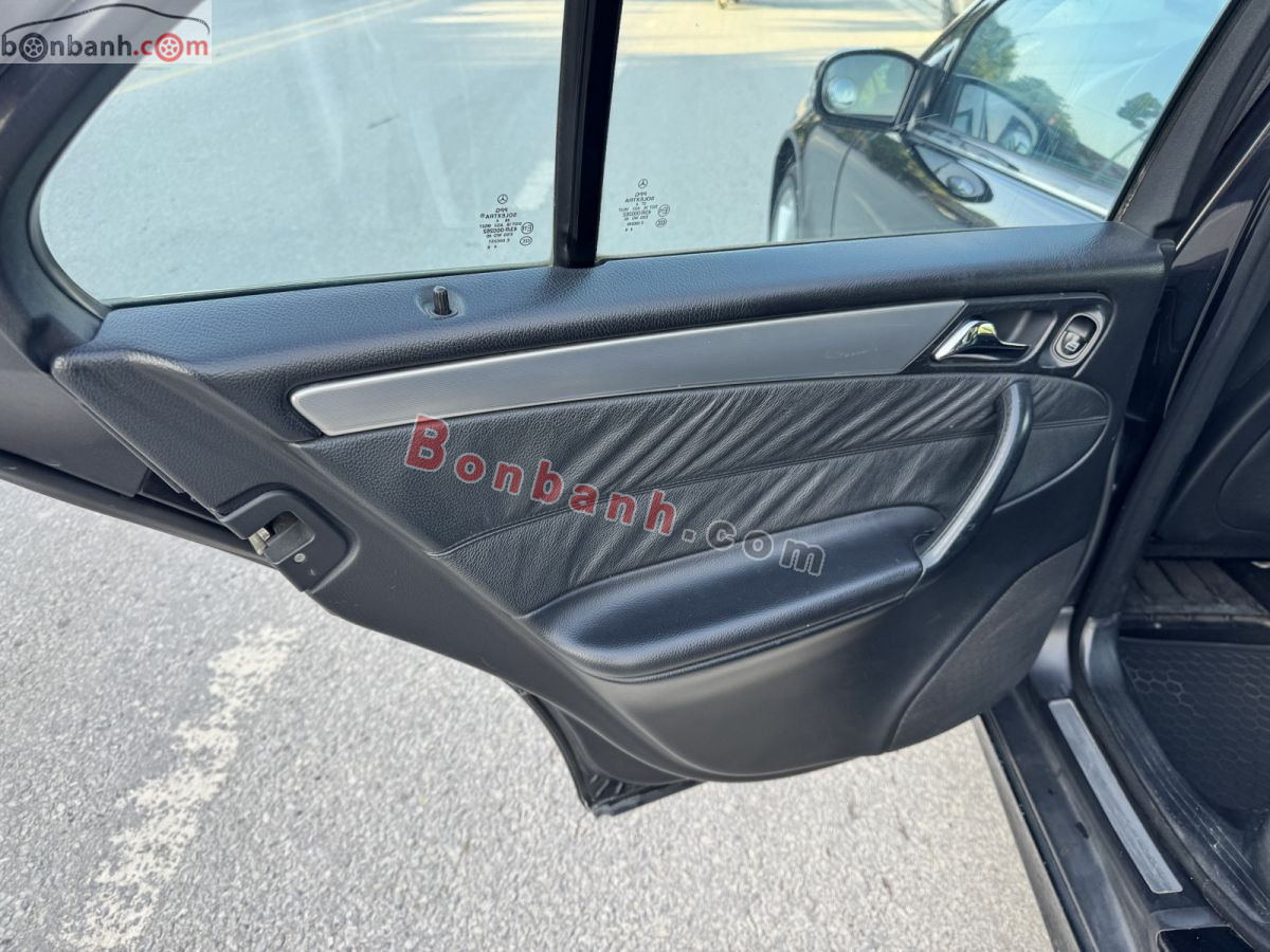 Bán ô tô Mercedes Benz C class C240 Avantgarde - 2005 - xe cũ