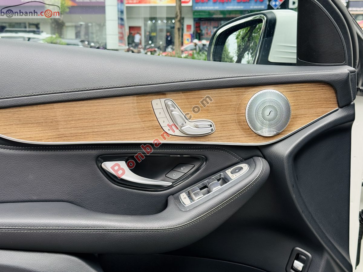 Bán ô tô Mercedes Benz GLC 250 4Matic - 2019 - xe cũ