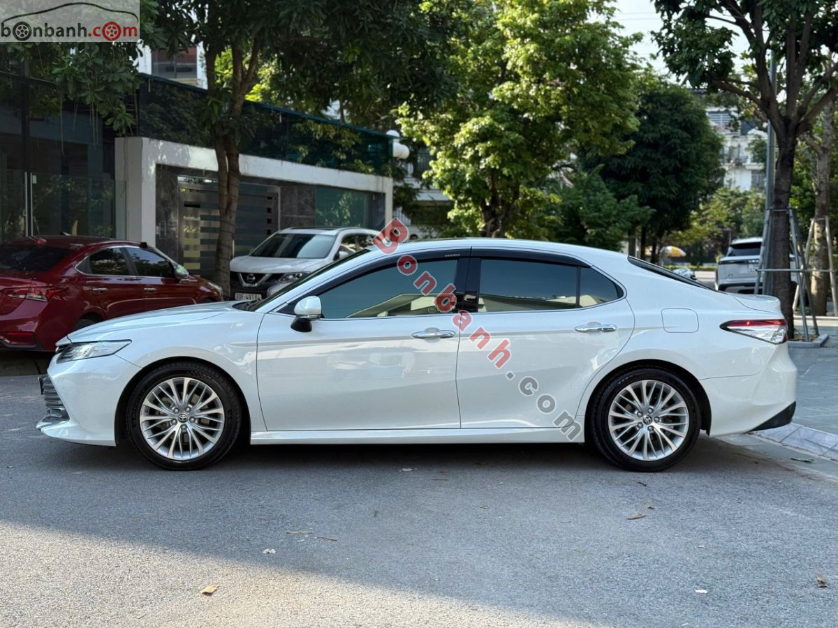 Bán ô tô Toyota Camry 2.5Q - 2020 - xe cũ