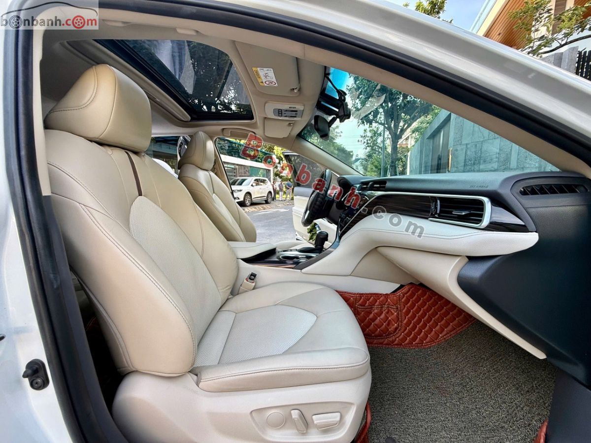 Bán ô tô Toyota Camry 2.5Q - 2020 - xe cũ