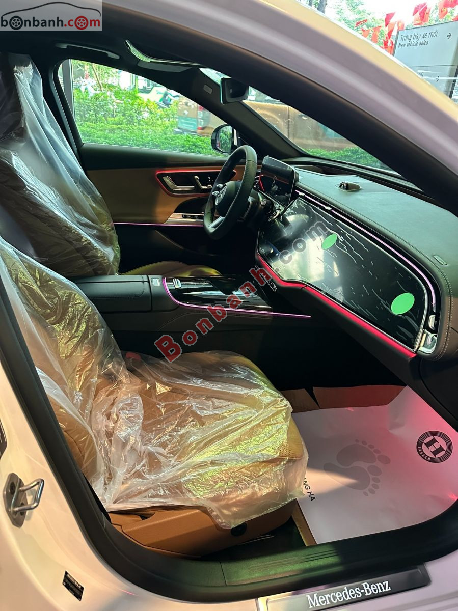 Bán ô tô Mercedes Benz E class E300 AMG - 2025 - xe mới