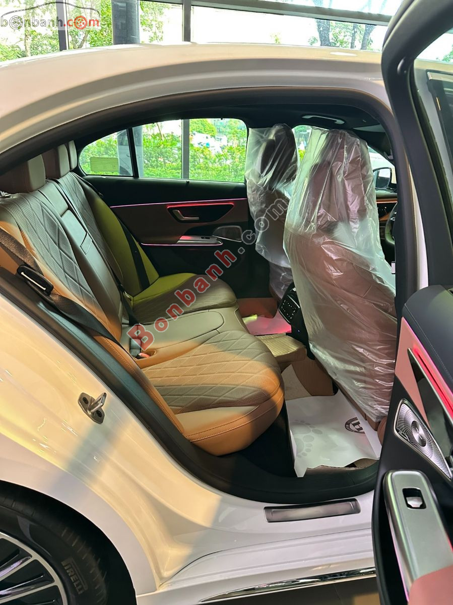 Bán ô tô Mercedes Benz E class E300 AMG - 2025 - xe mới