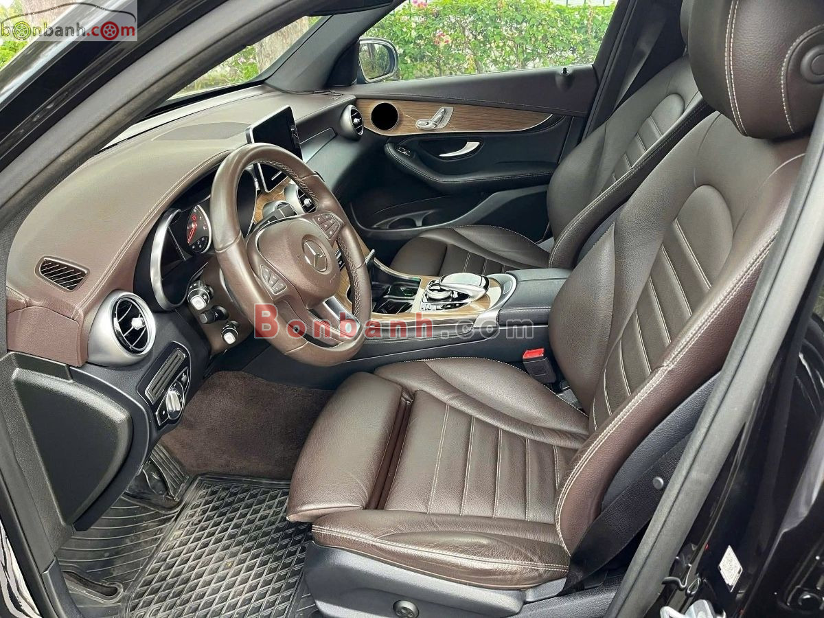 Bán ô tô Mercedes Benz GLC 250 4Matic - 2017 - xe cũ