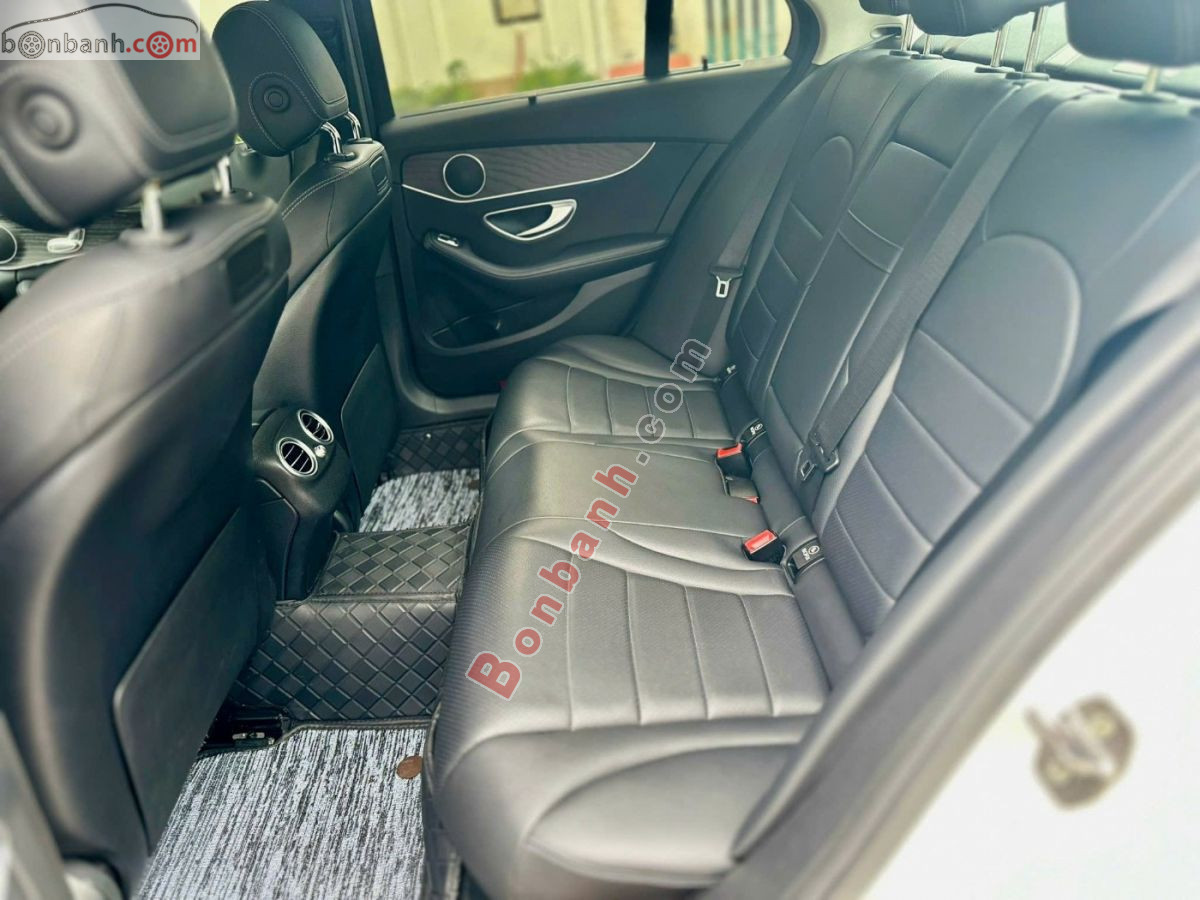 Bán ô tô Mercedes Benz C class C200 - 2019 - xe cũ