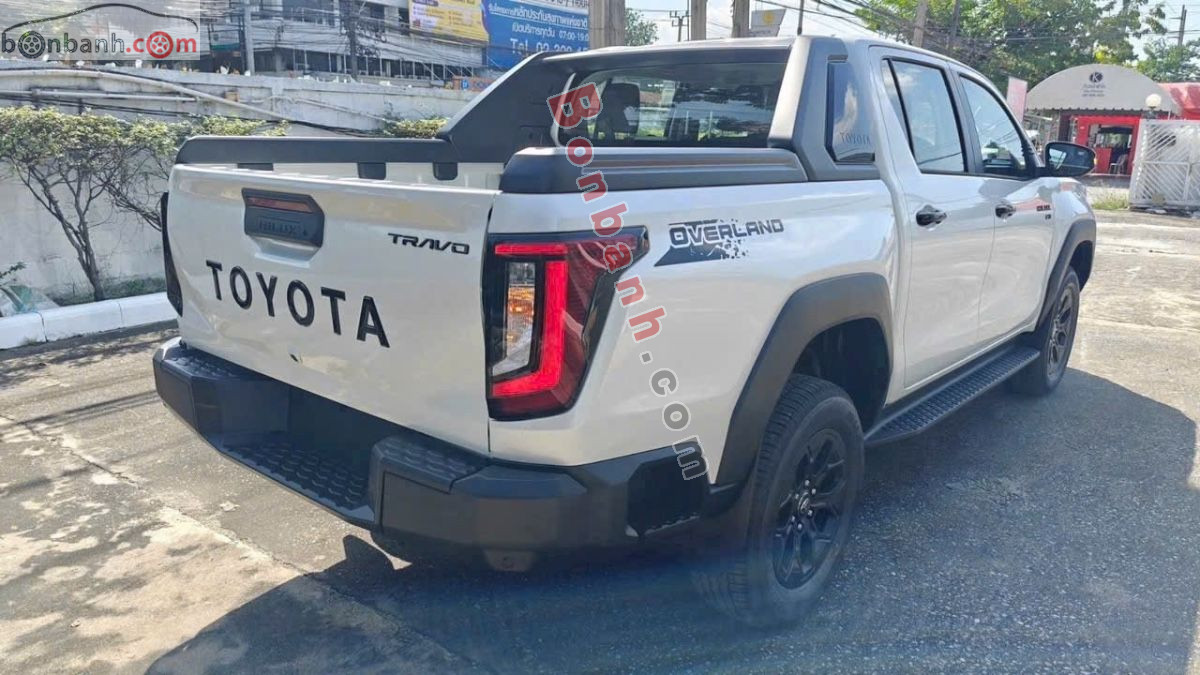 Bán ô tô Toyota Hilux Adventure 2.8L 4x4 AT - 2026 - xe mới