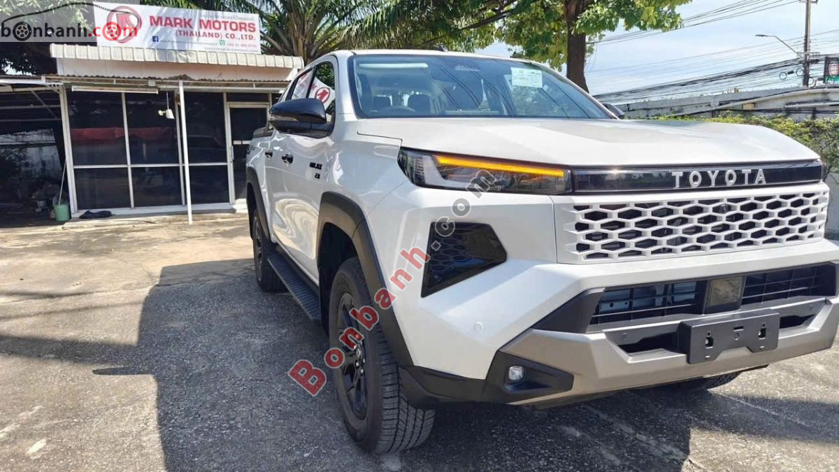 Bán ô tô Toyota Hilux Adventure 2.8L 4x4 AT - 2026 - xe mới