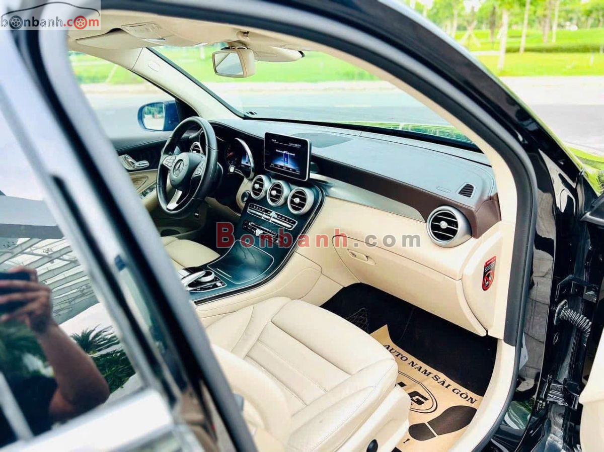 Bán ô tô Mercedes Benz GLC 300 4Matic - 2018 - xe cũ