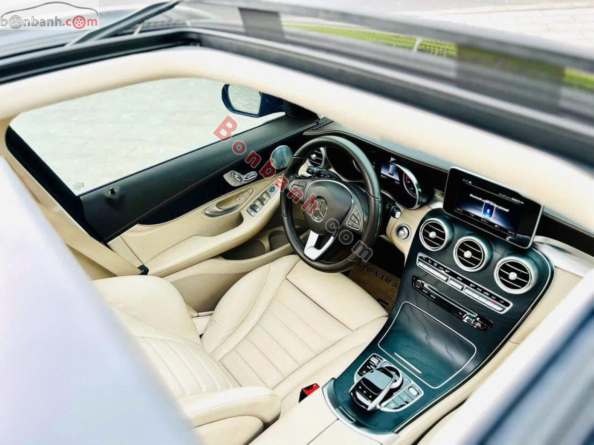 Bán ô tô Mercedes Benz GLC 300 4Matic - 2018 - xe cũ