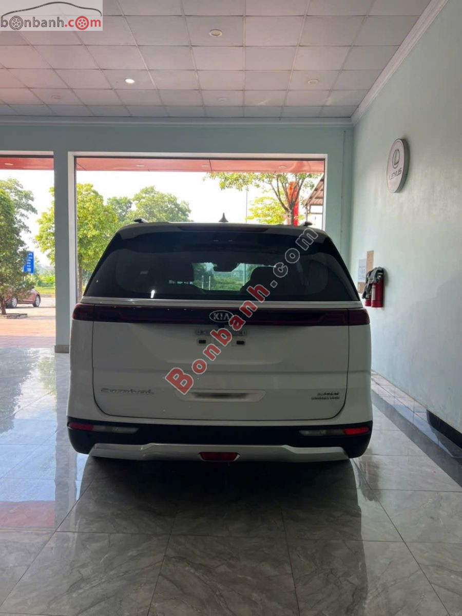Bán ô tô Kia Carnival Premium 2.2D - 2021 - xe cũ