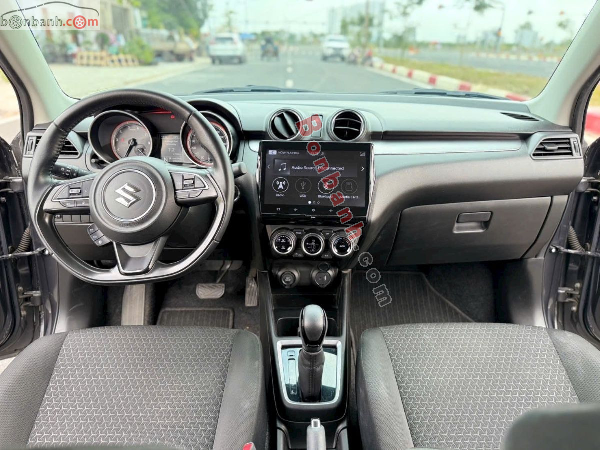 Bán ô tô Suzuki Swift GLX 1.2 AT - 2021 - xe cũ