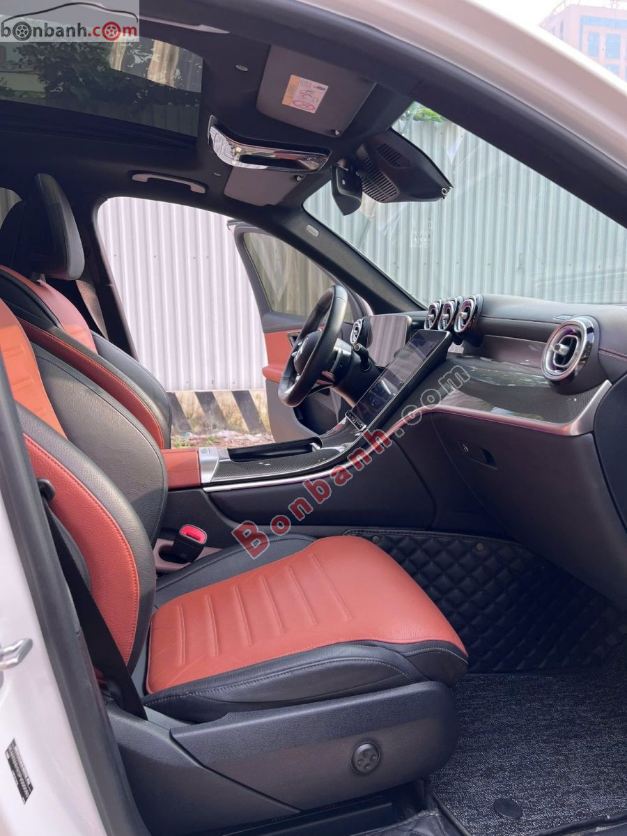 Bán ô tô Mercedes Benz GLC 300 4Matic - 2023 - xe cũ