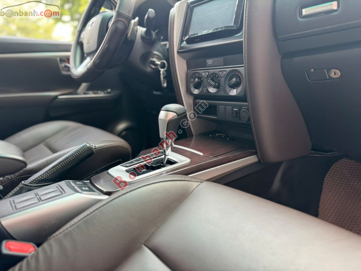 Bán ô tô Toyota Fortuner 2.4G 4x2 AT - 2018 - xe cũ