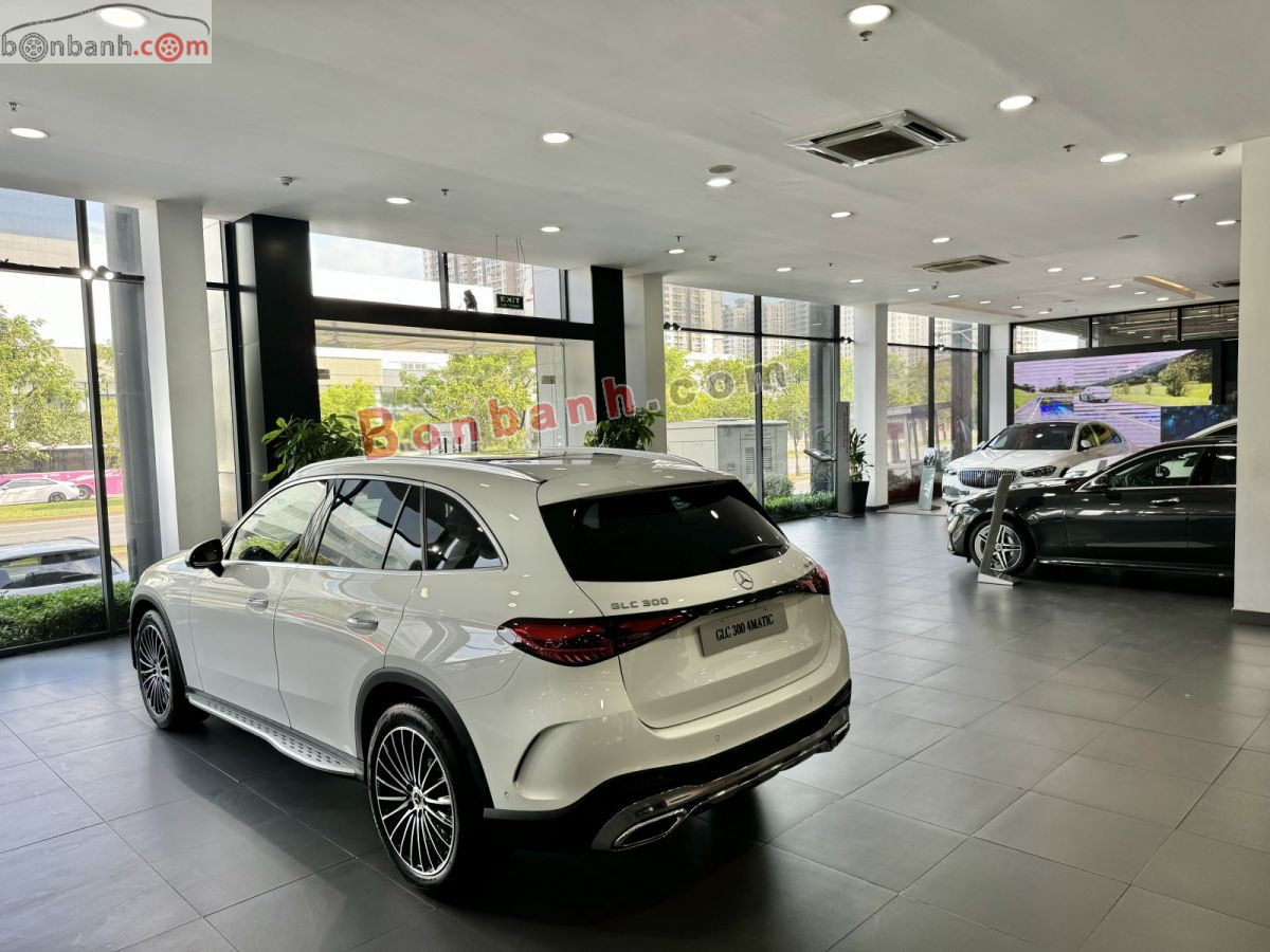 Bán ô tô Mercedes Benz GLC 300 4Matic - 2025 - xe mới