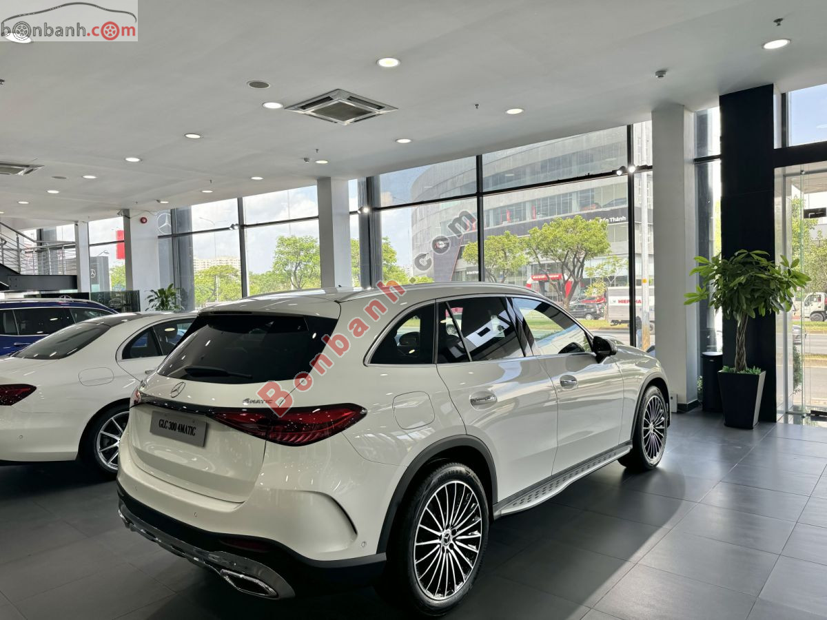 Bán ô tô Mercedes Benz GLC 300 4Matic - 2025 - xe mới