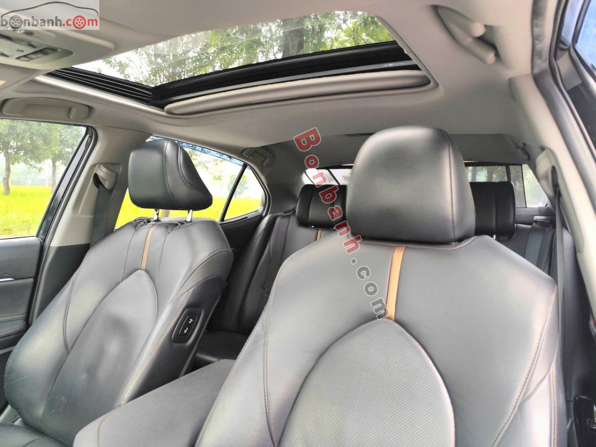 Bán ô tô Toyota Camry 2.5Q - 2021 - xe cũ