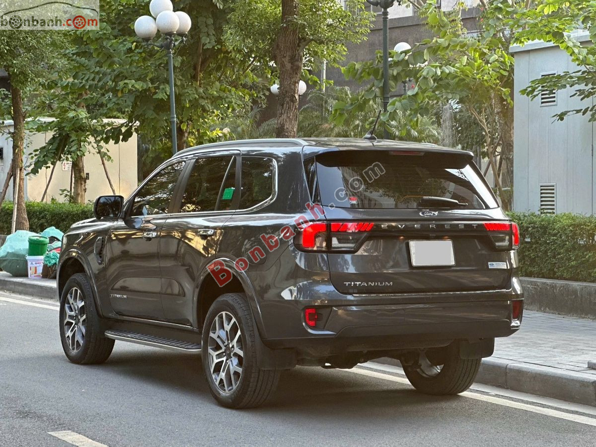 Bán ô tô Ford Everest Titanium 2.0L 4x2 AT - 2024 - xe cũ