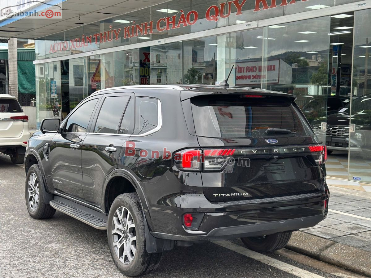 Bán ô tô Ford Everest Titanium 2.0L 4x2 AT - 2023 - xe cũ