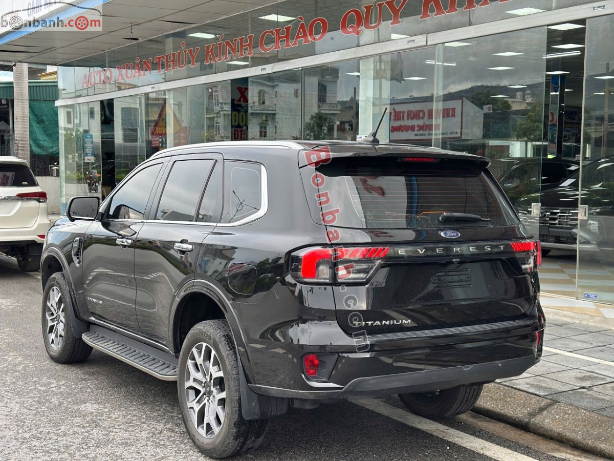 Bán ô tô Ford Everest Titanium 2.0L 4x2 AT - 2023 - xe cũ