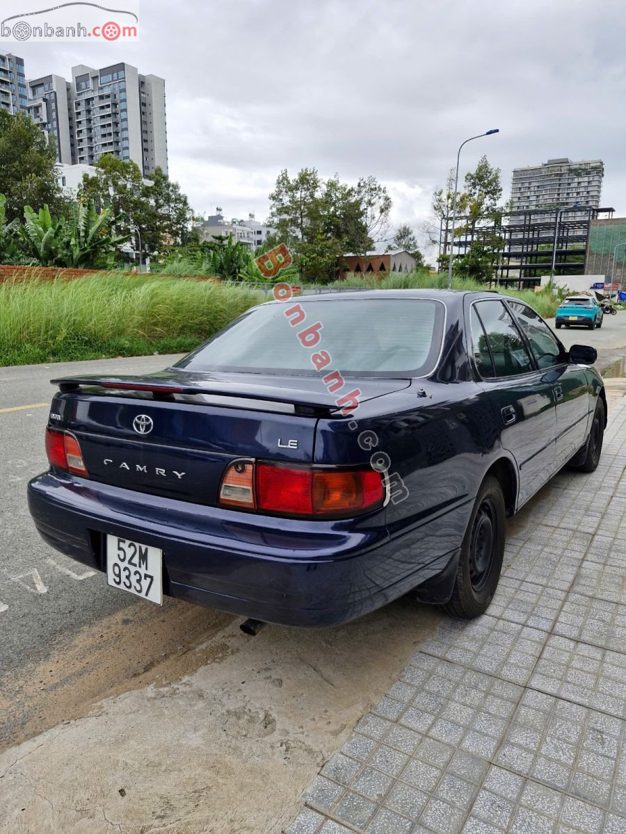 Bán ô tô Toyota Camry LE 2.2 AT - 1993 - xe cũ
