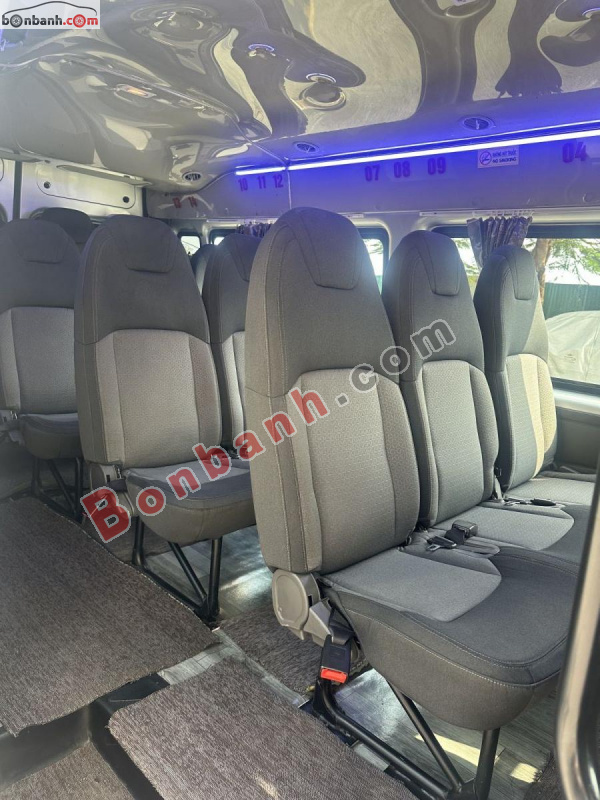 Bán ô tô Ford Transit Tiêu chuẩn - 2022 - xe cũ