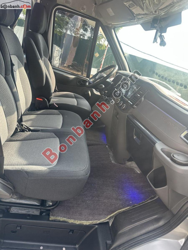 Bán ô tô Ford Transit Tiêu chuẩn - 2022 - xe cũ