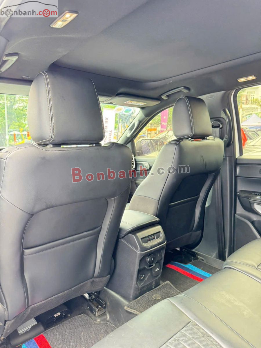 Bán ô tô Ford Everest Platinum 2.0L 4x4 AT - 2024 - xe cũ
