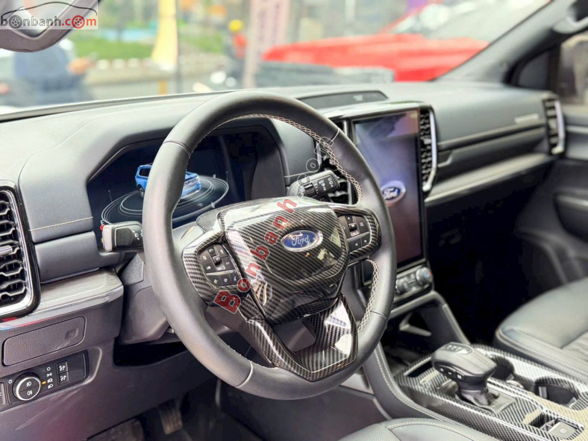 Bán ô tô Ford Everest Platinum 2.0L 4x4 AT - 2024 - xe cũ