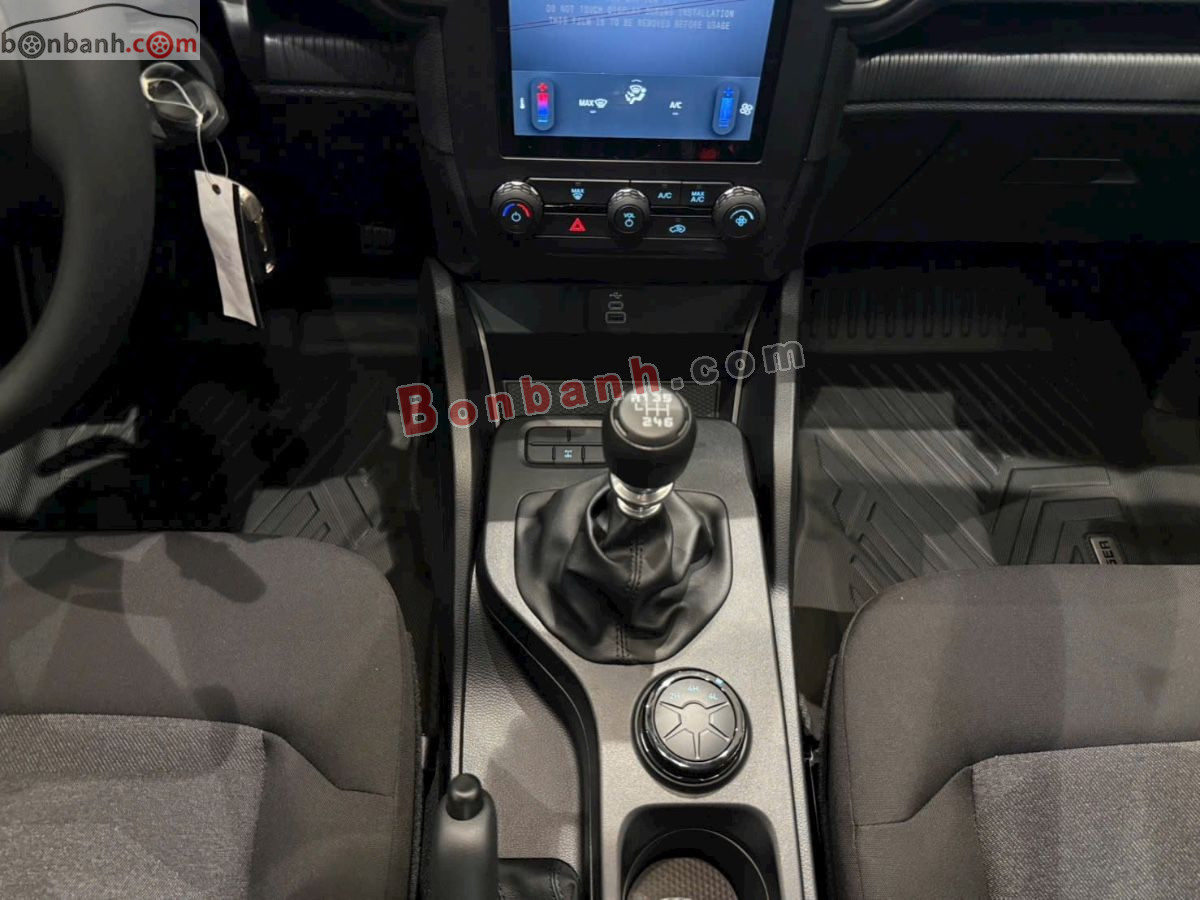 Bán ô tô Ford Ranger XL 2.0L 4x4 MT - 2025 - xe mới