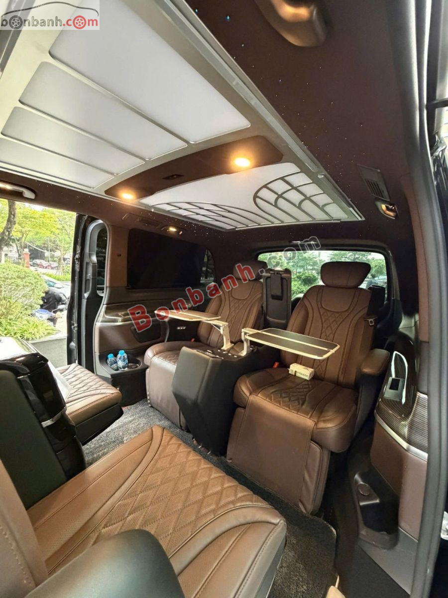 Bán ô tô Mercedes Benz V class V250 AMG - 2022 - xe cũ