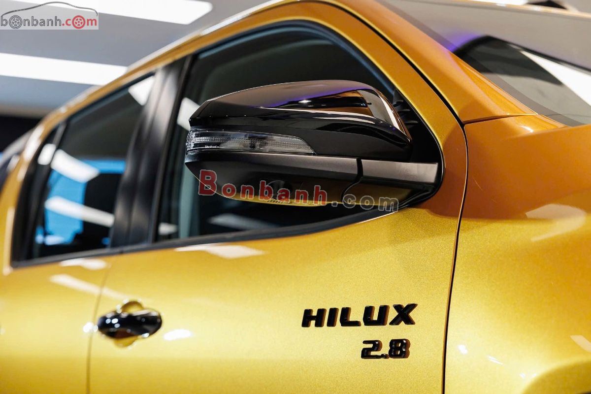 Bán ô tô Toyota Hilux Adventure 2.8L 4x4 AT - 2026 - xe mới