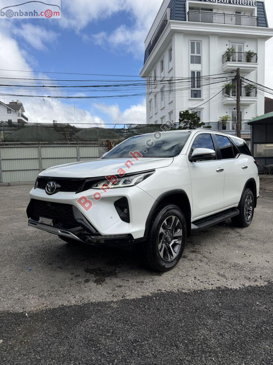 Bán ô tô Toyota Fortuner Legender 2.4L 4x2 AT - 2022 - xe cũ