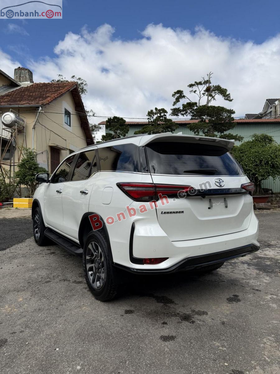 Bán ô tô Toyota Fortuner Legender 2.4L 4x2 AT - 2022 - xe cũ