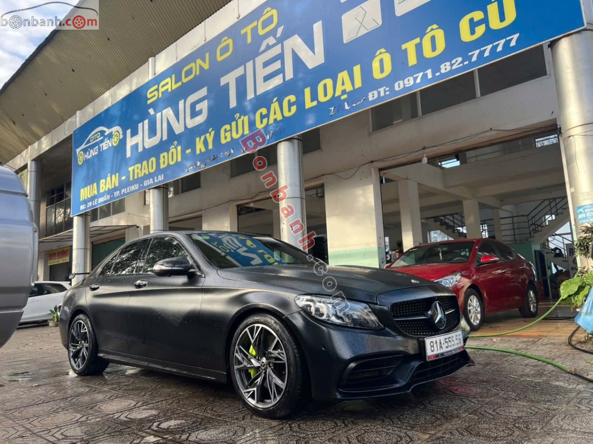 Bán ô tô Mercedes Benz C class C300 AMG - 2019 - xe cũ