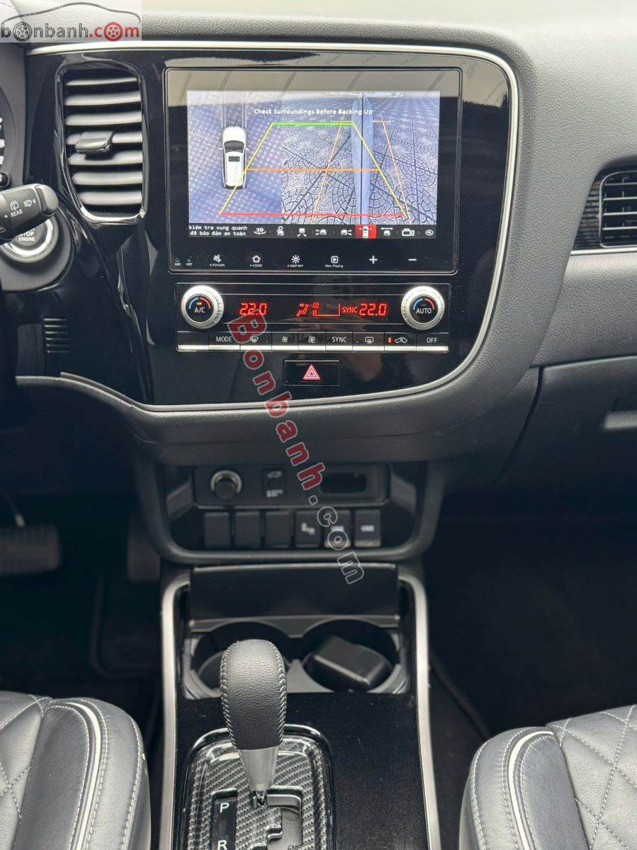 Bán ô tô Mitsubishi Outlander Premium 2.0 CVT - 2022 - xe cũ