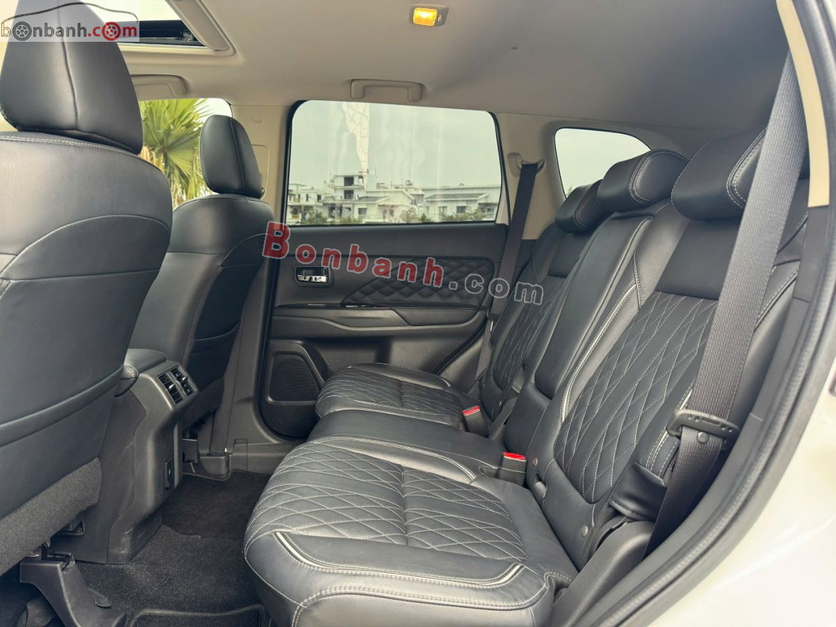 Bán ô tô Mitsubishi Outlander Premium 2.0 CVT - 2022 - xe cũ