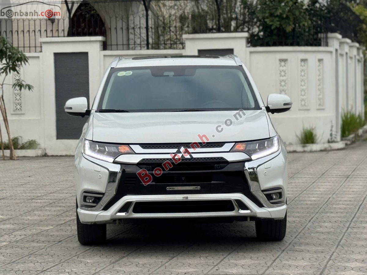 Bán ô tô Mitsubishi Outlander Premium 2.0 CVT - 2022 - xe cũ