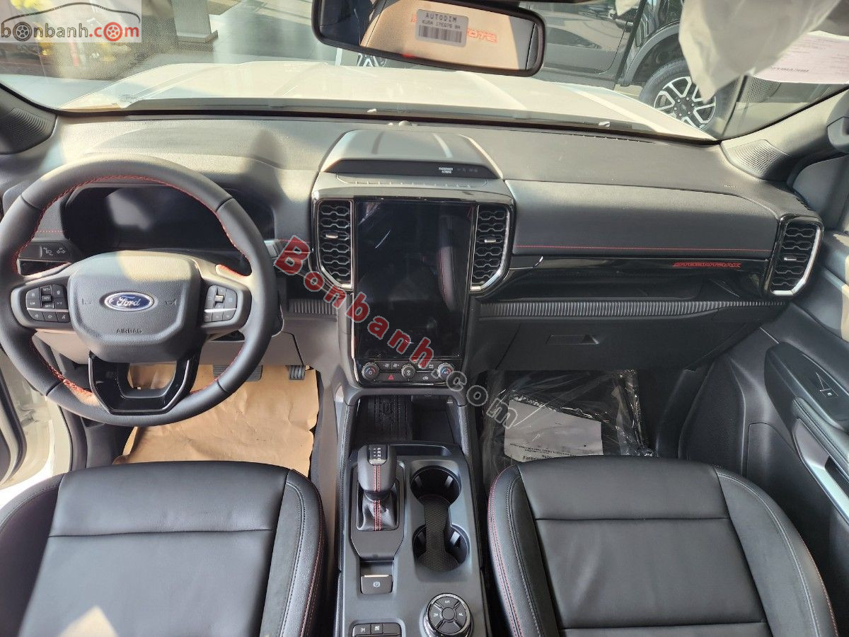Bán ô tô Ford Ranger Stormtrak 2.0L 4x4 AT - 2025 - xe mới