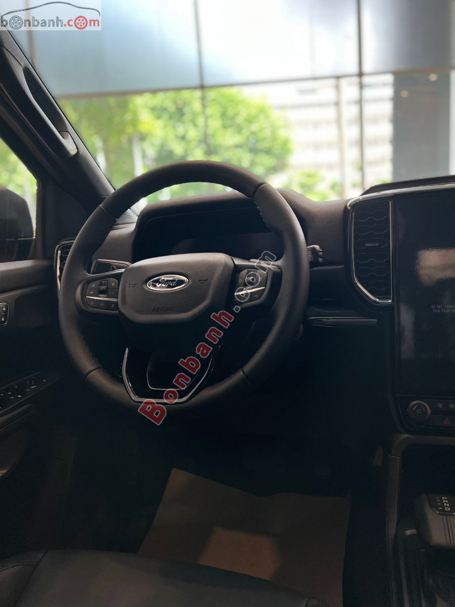 Bán ô tô Ford Everest Titanium Plus 2.0L 4x4 AT - 2026 - xe mới
