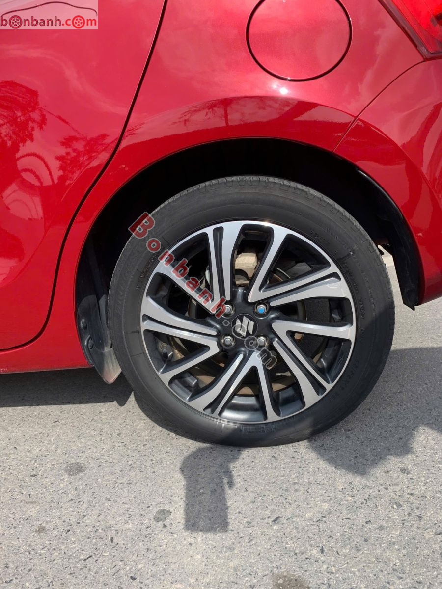 Bán ô tô Suzuki Swift GLX 1.2 AT - 2021 - xe cũ