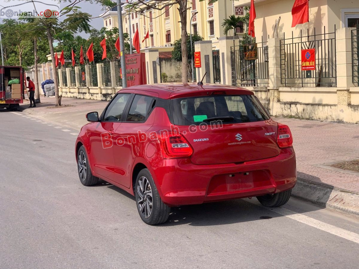 Bán ô tô Suzuki Swift GLX 1.2 AT - 2021 - xe cũ