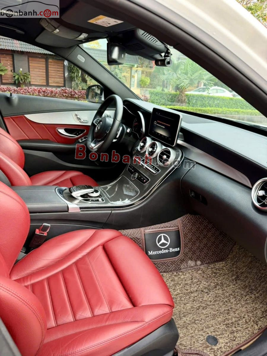 Bán ô tô Mercedes Benz C class C300 AMG - 2017 - xe cũ