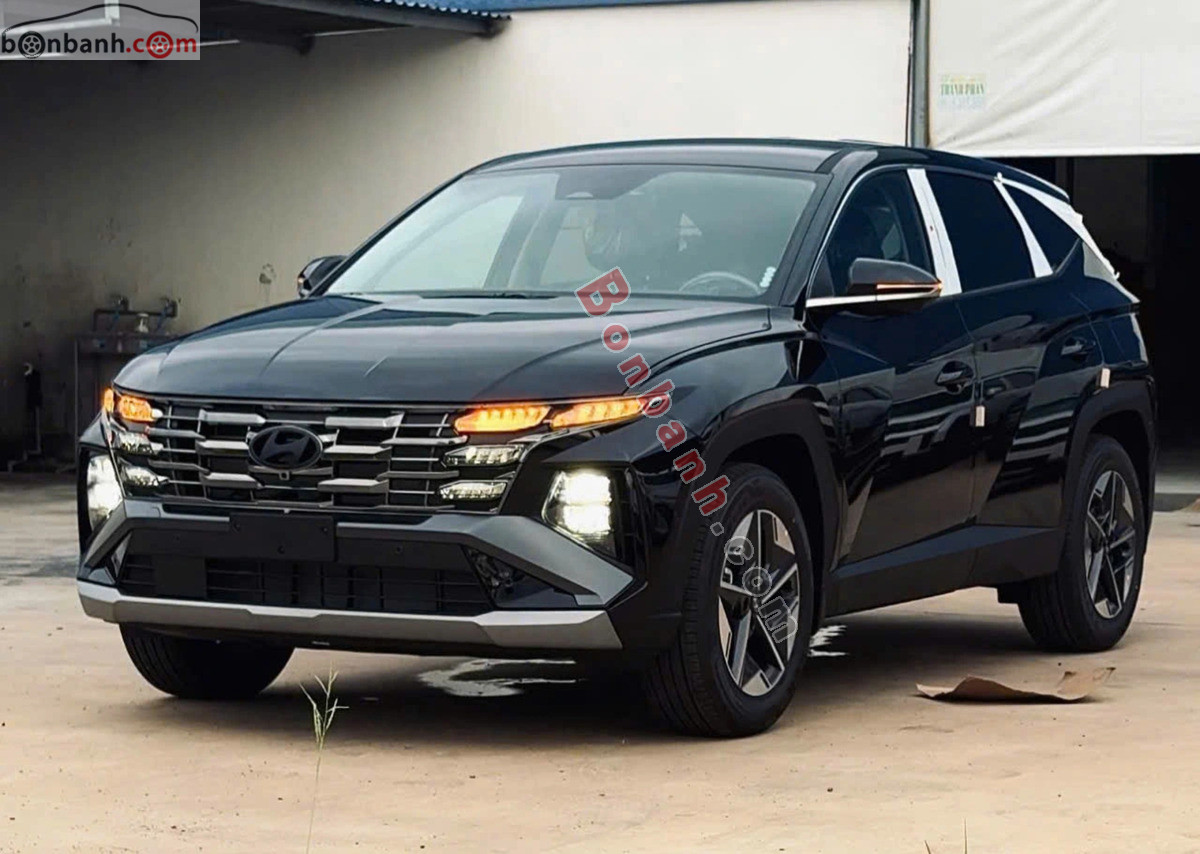 Bán ô tô Hyundai Tucson 2.0 AT Đặc biệt - 2025 - xe mới