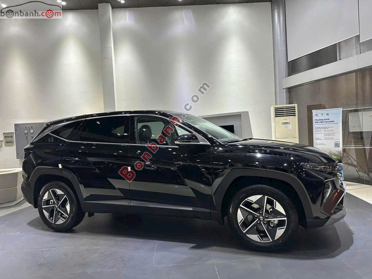 Bán ô tô Hyundai Tucson 2.0 AT Đặc biệt - 2025 - xe mới