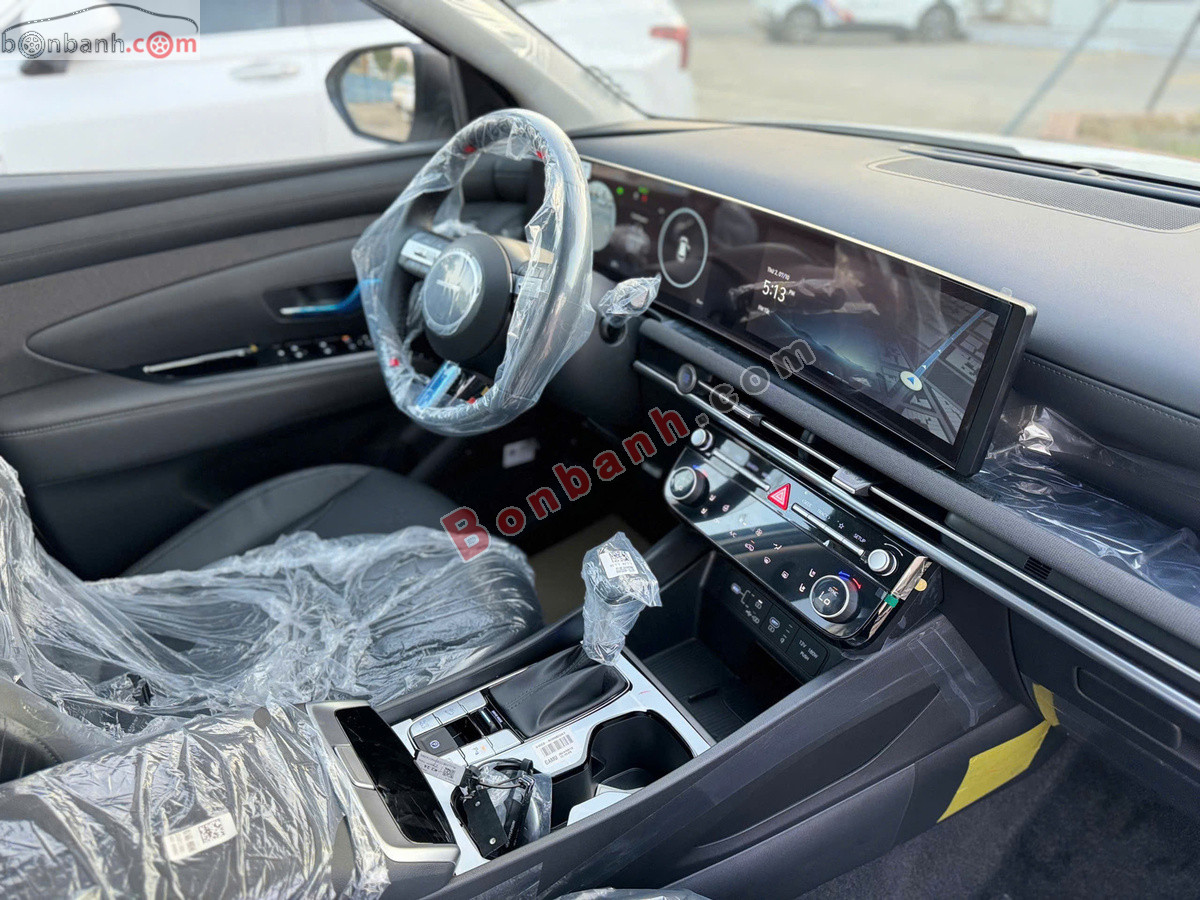 Bán ô tô Hyundai Tucson 2.0 AT Đặc biệt - 2025 - xe mới