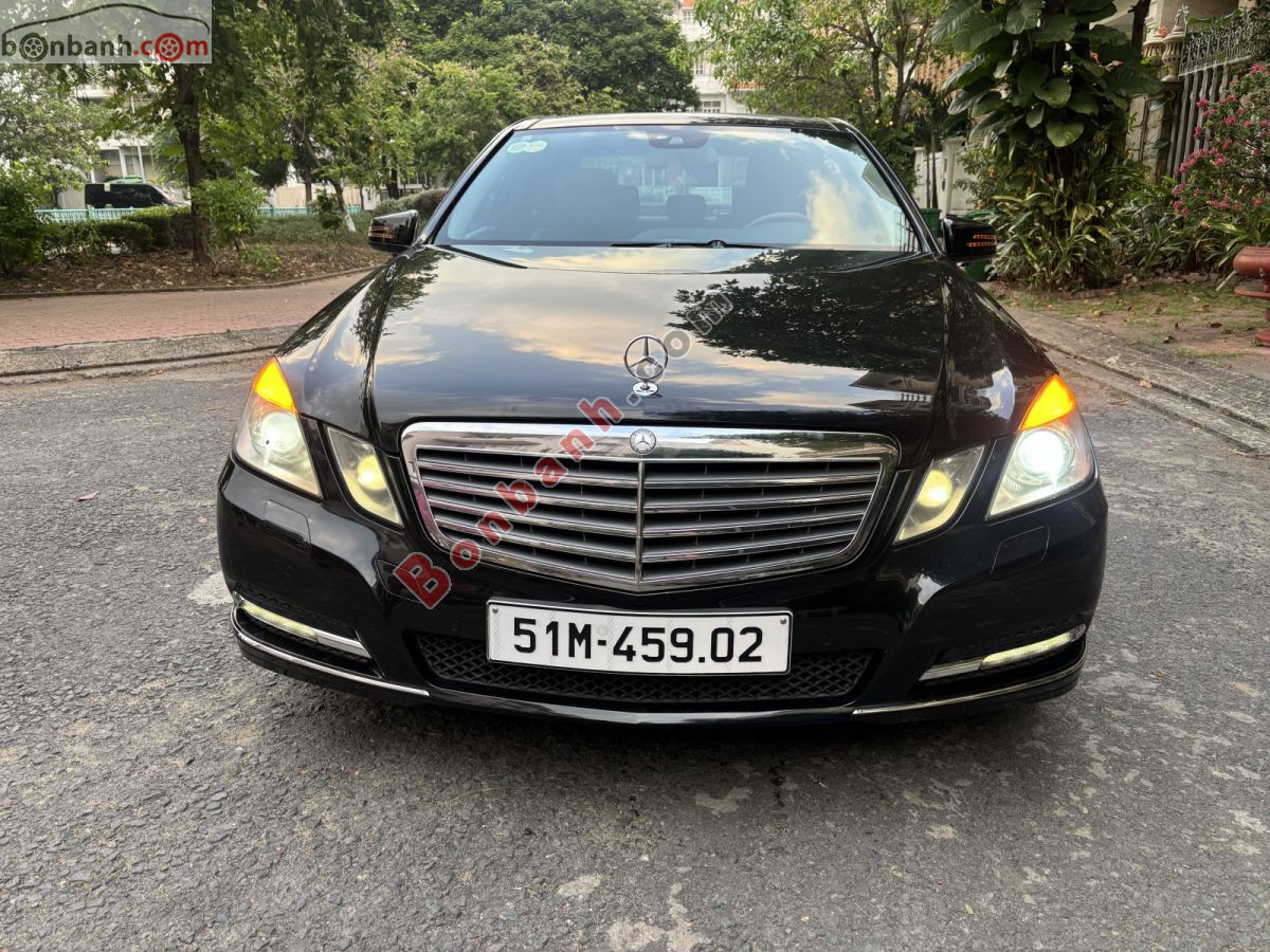 Bán ô tô Mercedes Benz E class E300 - 2011 - xe cũ