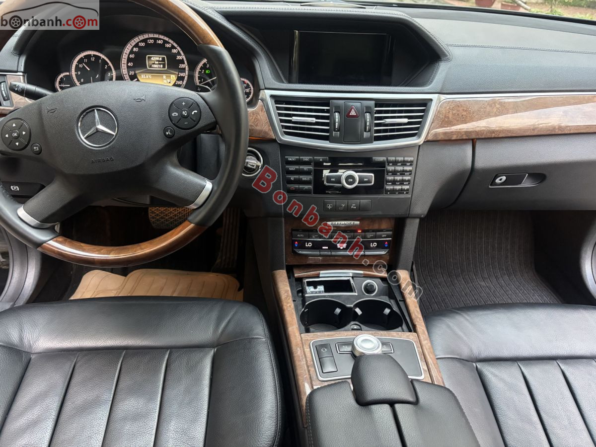 Bán ô tô Mercedes Benz E class E300 - 2011 - xe cũ