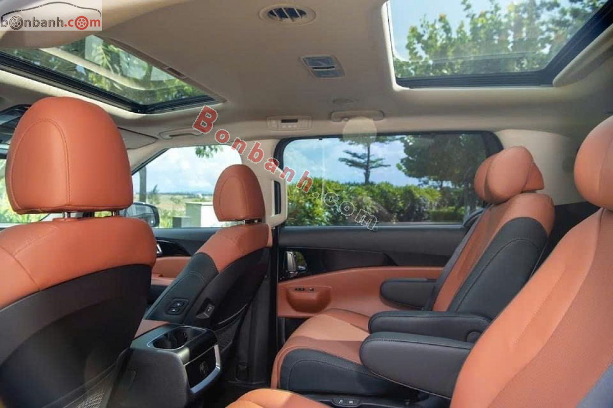 Bán ô tô Kia Carnival Premium 2.2D 7S - 2025 - xe mới